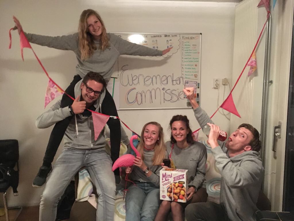 EVENEMENTEN.jpg